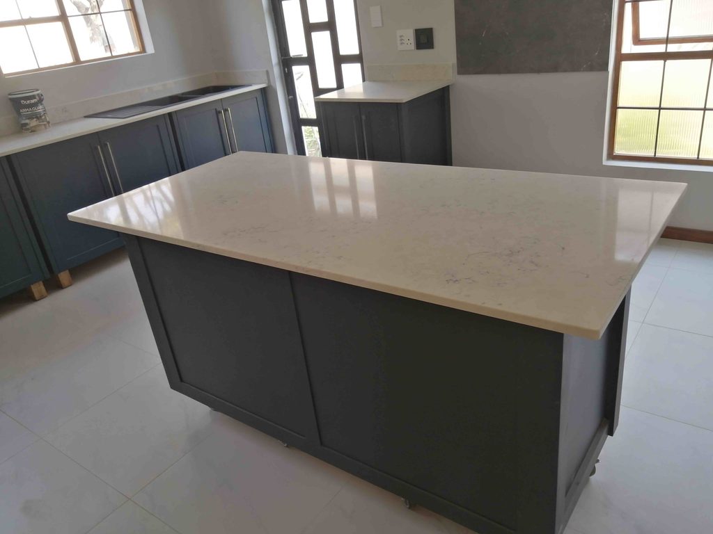 onyx enduro quartz fourways 2